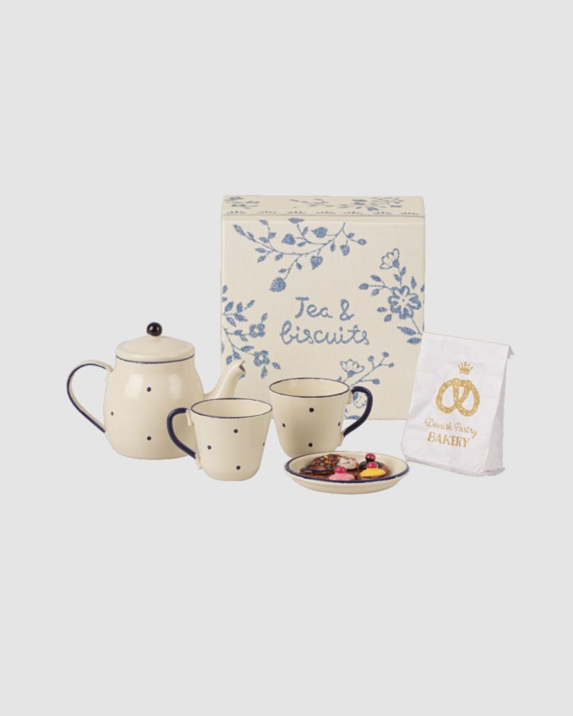 Le Petit Drugstore Tea & Biscuits for two Miniature Maileg