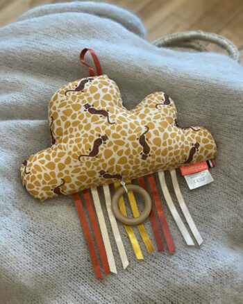 Doudou éponge girafe Amande - Le petit Souk