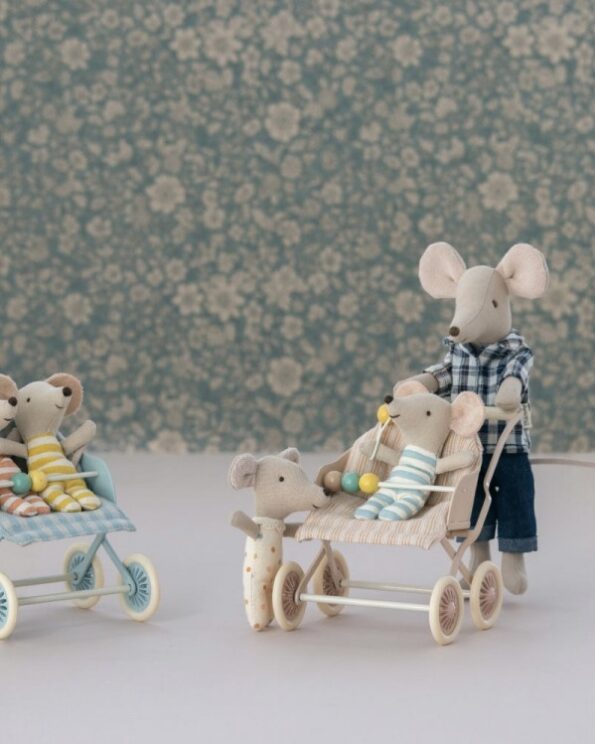 stroller baby mice rose maileg poussette bébé souris