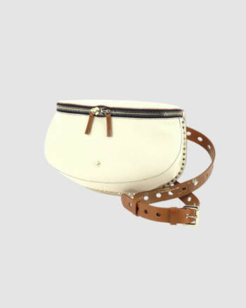 Pochette banane Grande Lili Adria en cuir crème et camel avec rivets et anse réglable – Herbert Frère Sœur