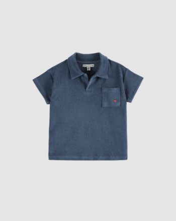 Polo bleu foncé en éponge avec poche brodée d’une pomme rouge – Emile et Ida