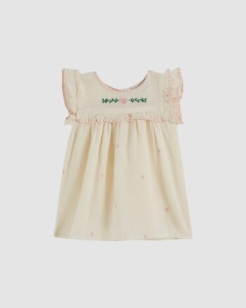 Robe bébé Emile et Ida en gaze de coton écrue, brodée de cœurs et volants aux manches