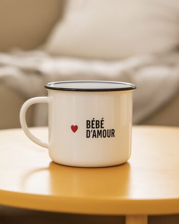 Mug Bébé d’amour – Bibiche fait son cirque – ambiance table ronde jaune