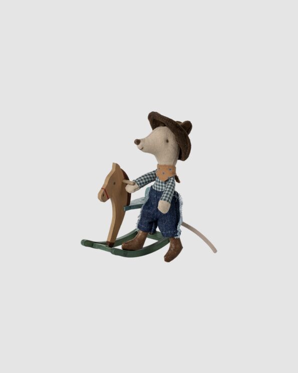 Souris Cow-boy Maileg Petit frère sur cheval à bascule en bois – Jouet miniature pour jeu d’imitation