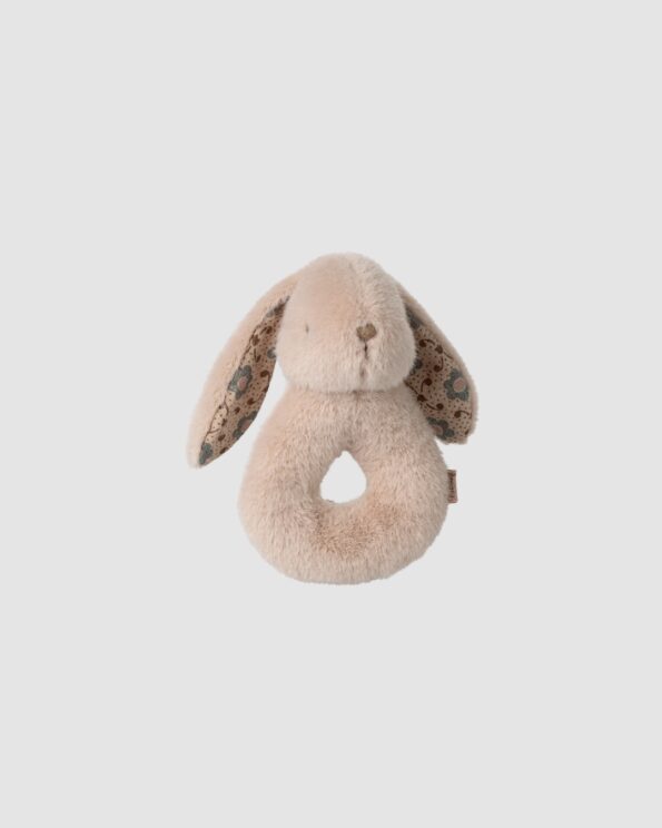Hochet lapin Maileg rose poudre vu de face – oreilles longues à motif fleuri
