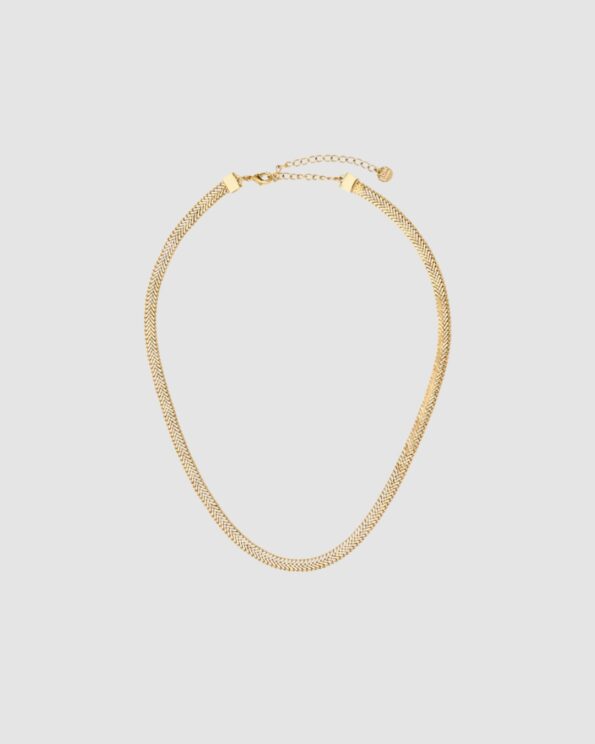 Collier Beluga doré à l’or fin BDM Studio sur fond clair