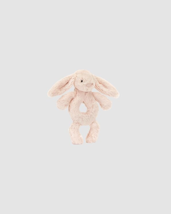 Hochet Bashful Blush Bunny Jellycat – 18 cm – Lapin rose poudré avec anneau et cliquetis – dès la naissance