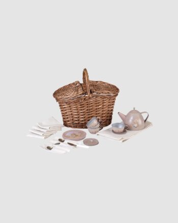 Set de thé Souris Egmont Toys – service à thé en métal dans panier en osier