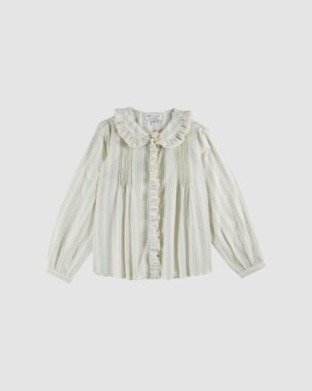 Femme portant la blouse volantée à rayures écru Emile et Ida avec col Claudine et détails en dentelle
