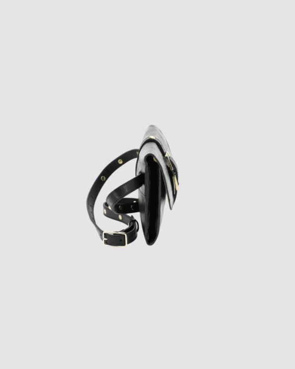 La Lulu Millau Crispy Noir Herbert Frère Sœur – Pochette banane en cuir verni vue de profil