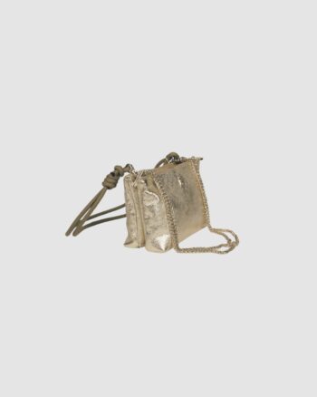 Sac Duo Or Craie Studio en cuir d’agneau métallisé doré vu de profil avec double compartiment et chaîne dorée