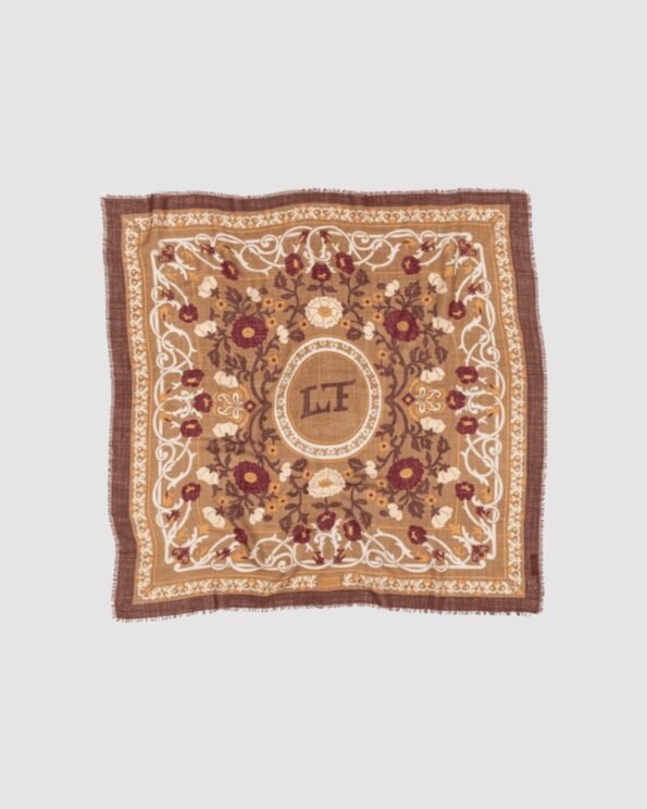 Foulard Marie-Antoinette camel beige Maison Lecomte Flament en laine et soie