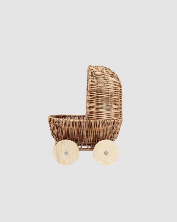 Petit landau en osier Egmont Toys vue de profil