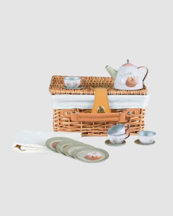 Set de thé en métal forêt Egmont Toys dans valise en osier avec tasses, assiettes et théière pour enfants