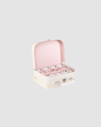 Valise Dînette Thé Céramique La Petite École de Danse Moulin Roty ouverte avec service à thé
