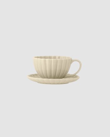 tasse Latina Bloomingville grès beige avec soucoupe