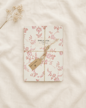 Cahier Rosalie Émile et Ida fleuri rose en ambiance