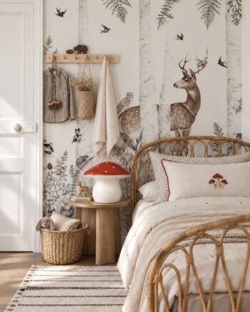 Grande lampe champignon rouge dans une chambre d’enfant